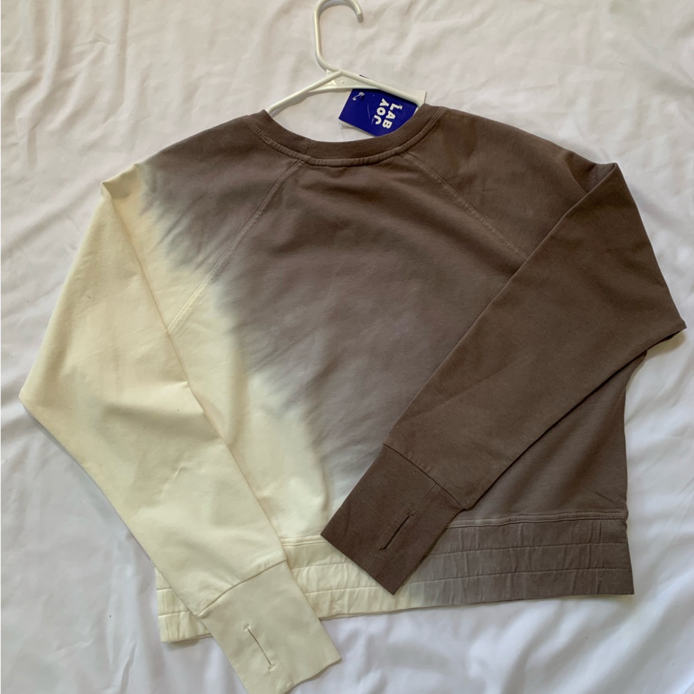JoyLab, Cropped Fit Sweatshirt. Size: M, New with tags!
